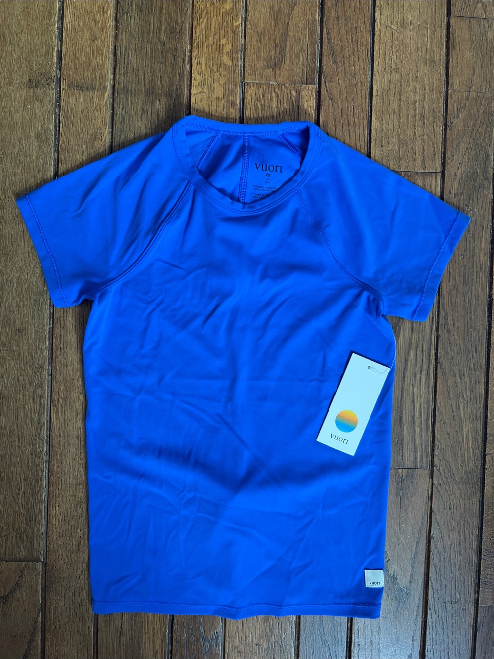 Vuori Electric Blue All The Feels Short Sleeve Essential Tee Size XS NWT